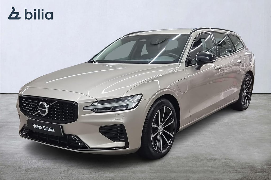 Volvo V60 T6 Plus Dark Edition LÄDER I B-kamera I Pilot A...