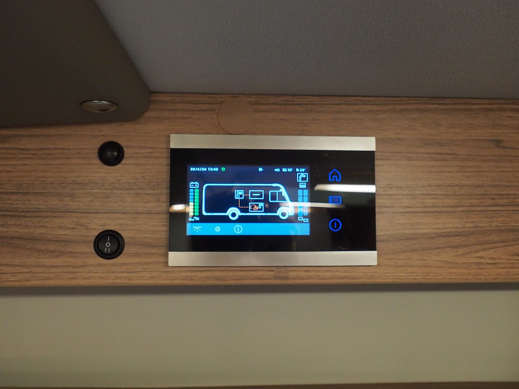 Weinsberg X-Cursion Van Edition Pepper I Aut 150hk I B-kort