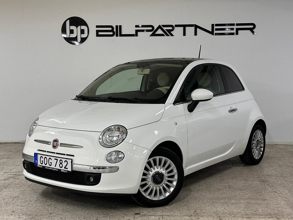 Fiat 500 1.2 8V Lounge I NY SERVAD I 11900mil I Panoramatak