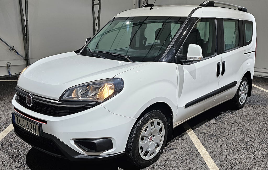 Fiat Doblò Kombi 1.4 T-JET 5 SITS MOMS Natural Power Lounge Euro 6