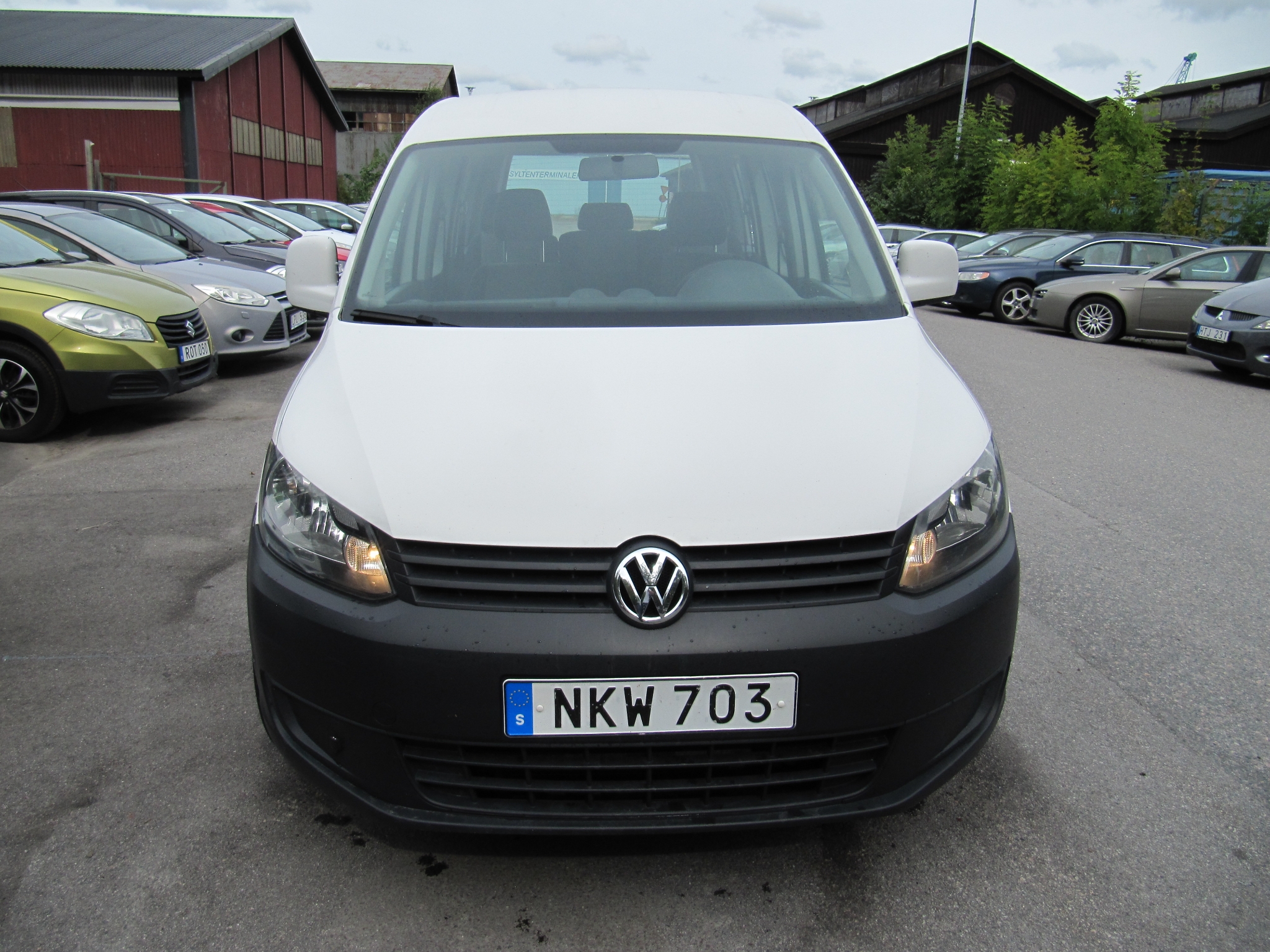 Volkswagen Caddy 2014, photo 3/50