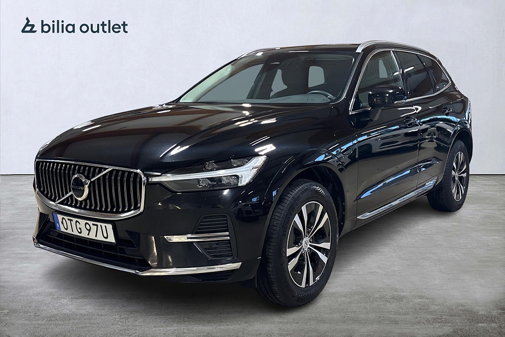 Volvo XC60 Recharge T6 AWD Core / Pano / B-kamera / Drag / Moms
