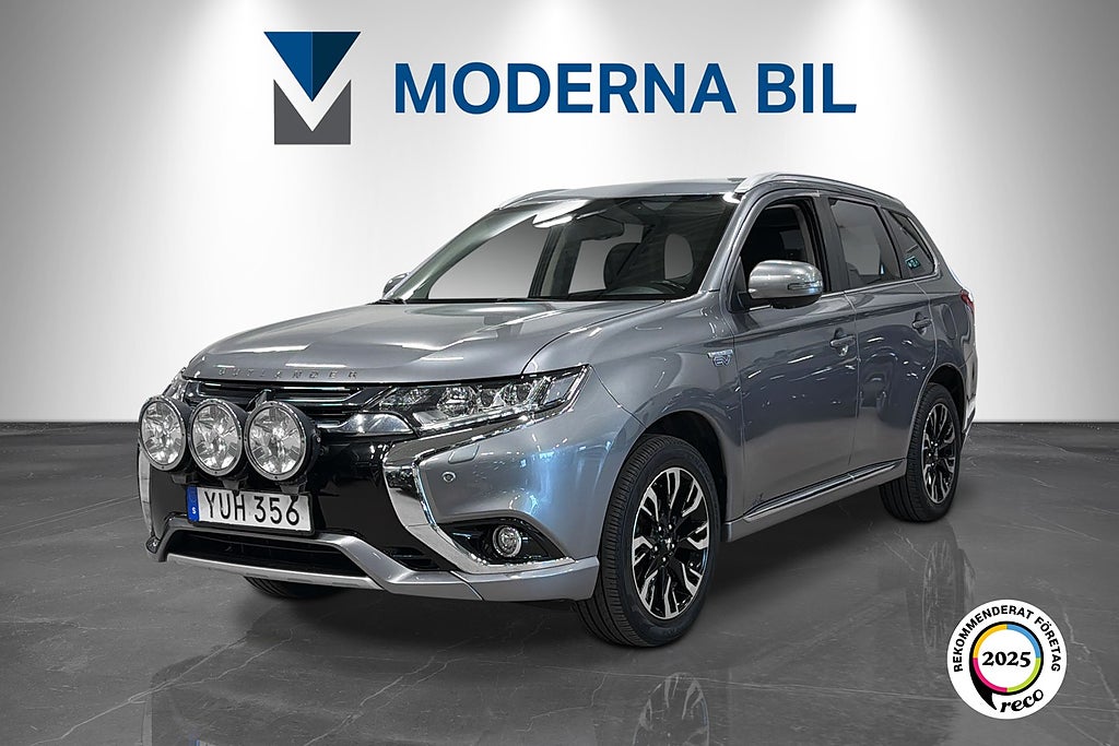 Mitsubishi Outlander PHEV CVT 203hk Business 360° Skinn Dragkrok Nyservad