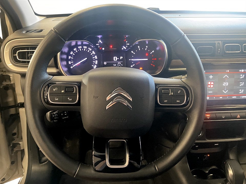Bild på Citroën C3 Shine 1.2 PT 110hk Aut - EN ÄGARE,P-SENSORER BAK