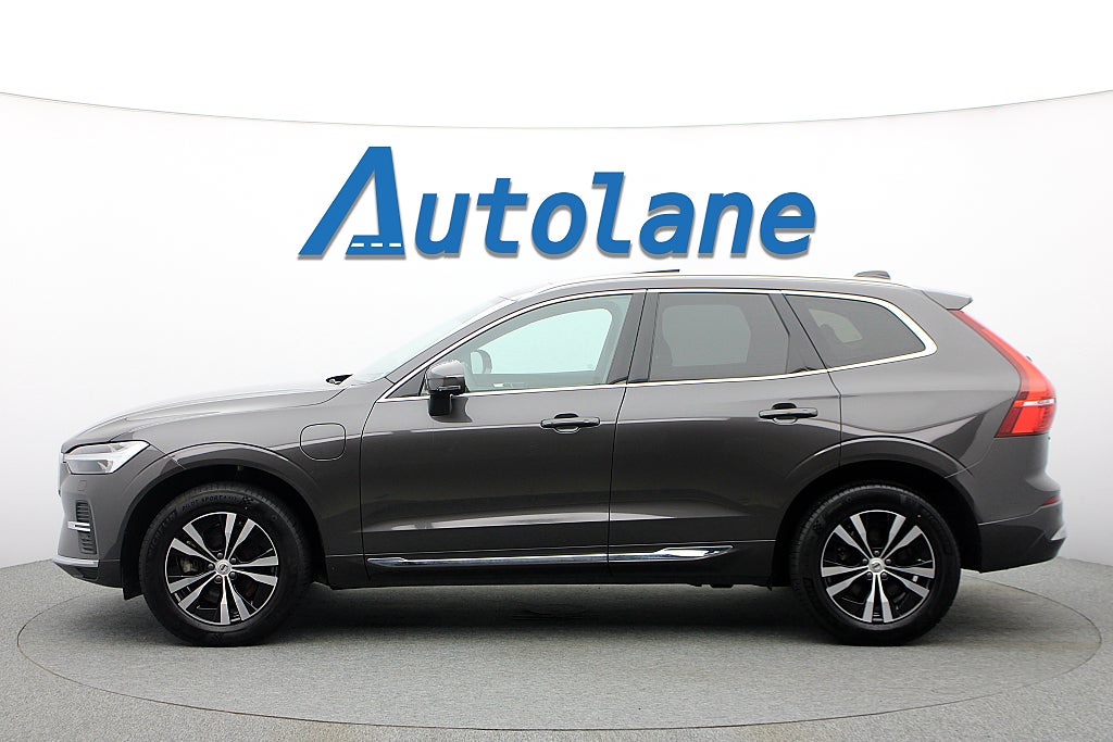 Volvo XC60 T6 Plug-In Hybrid AWD, Core, B-Kamera, Pano, Navi 350hk