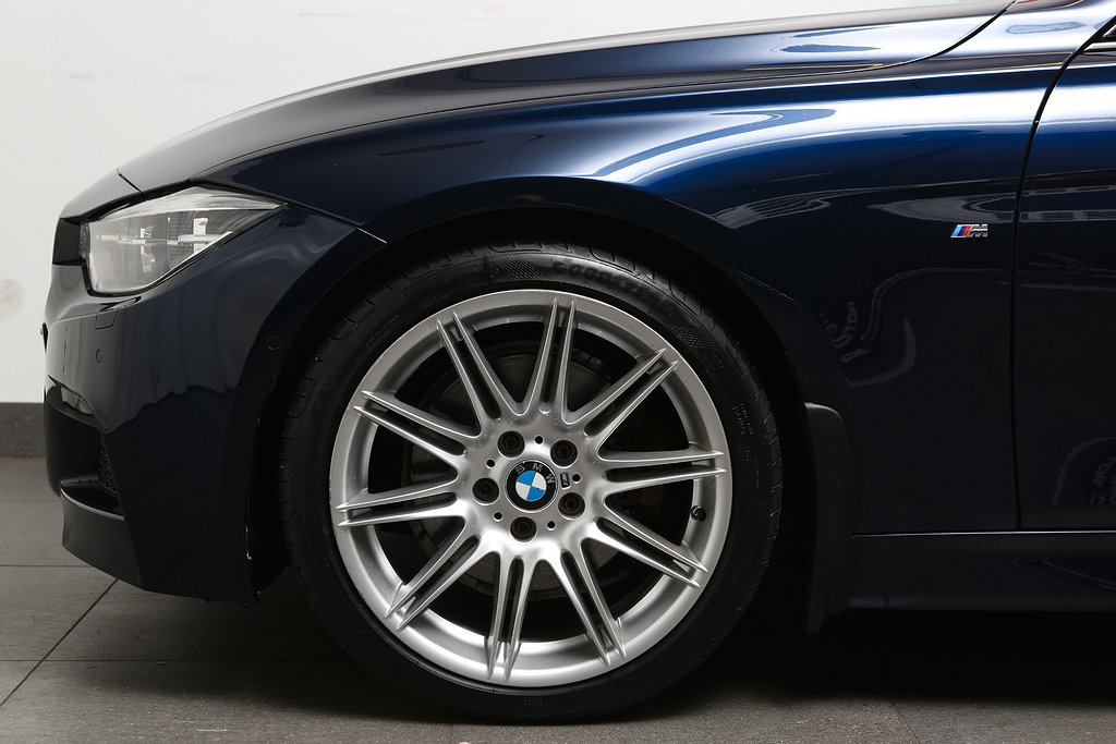 BMW 330 i 252hk Sedan M-sport Aut Navi Head-up 2017