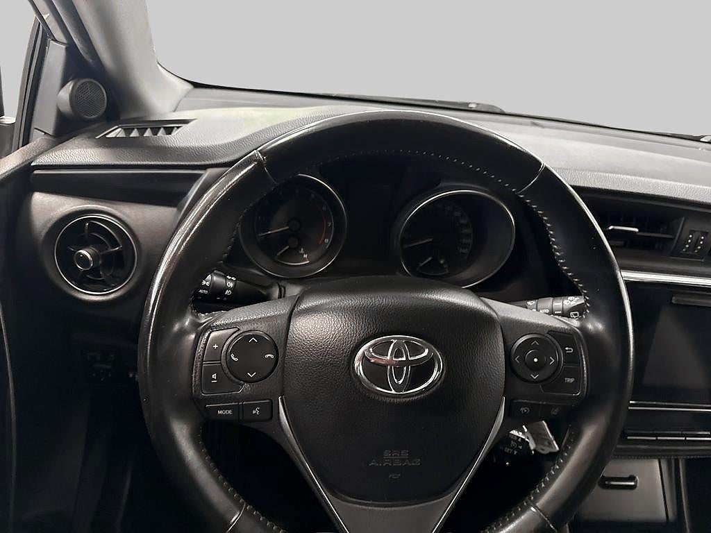 Toyota Auris 2016 - miniatyr 9