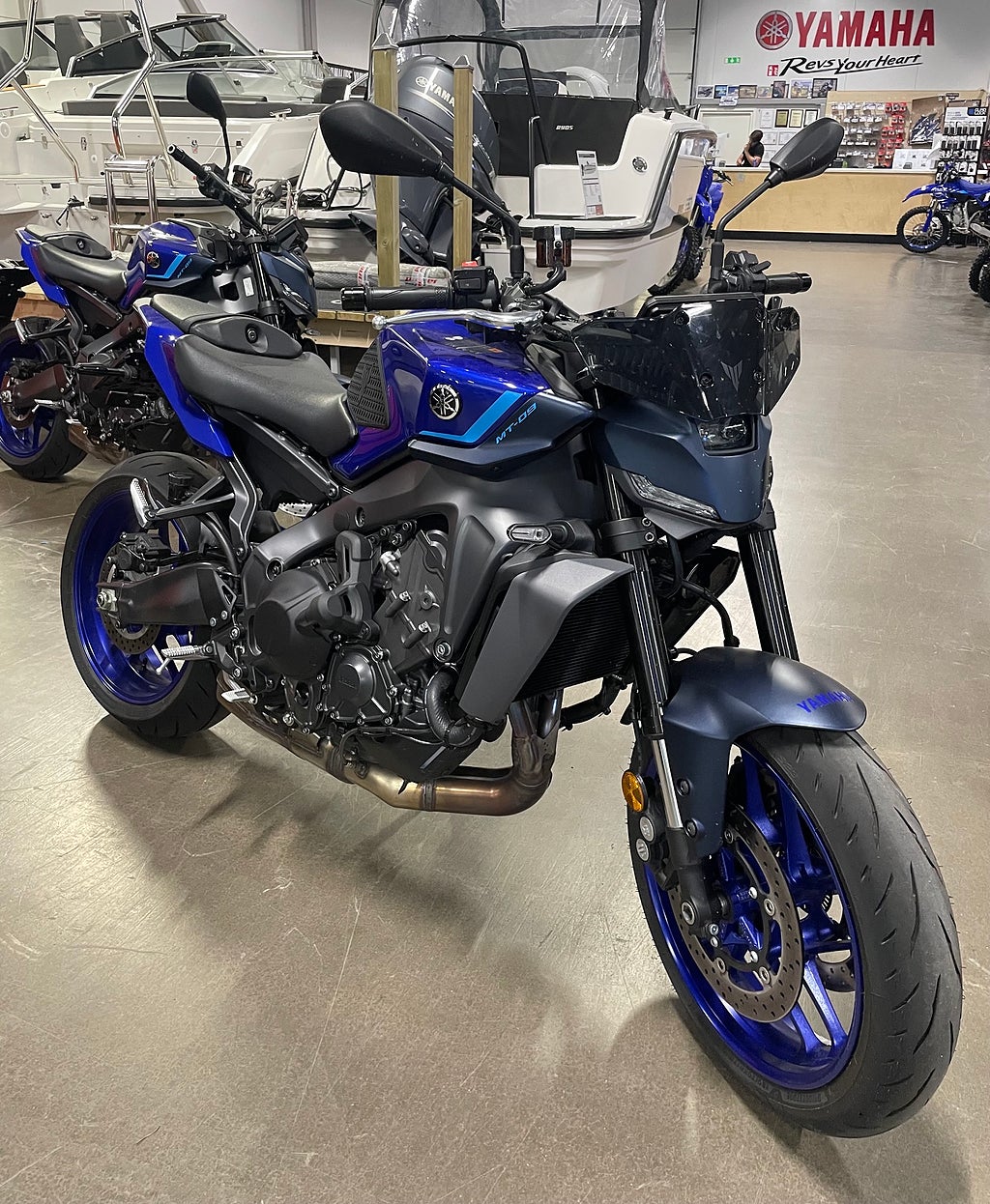 Yamaha MT-09 Y-AMT DEMO TAIL TIDY FLY SCREEN TANK PADS 