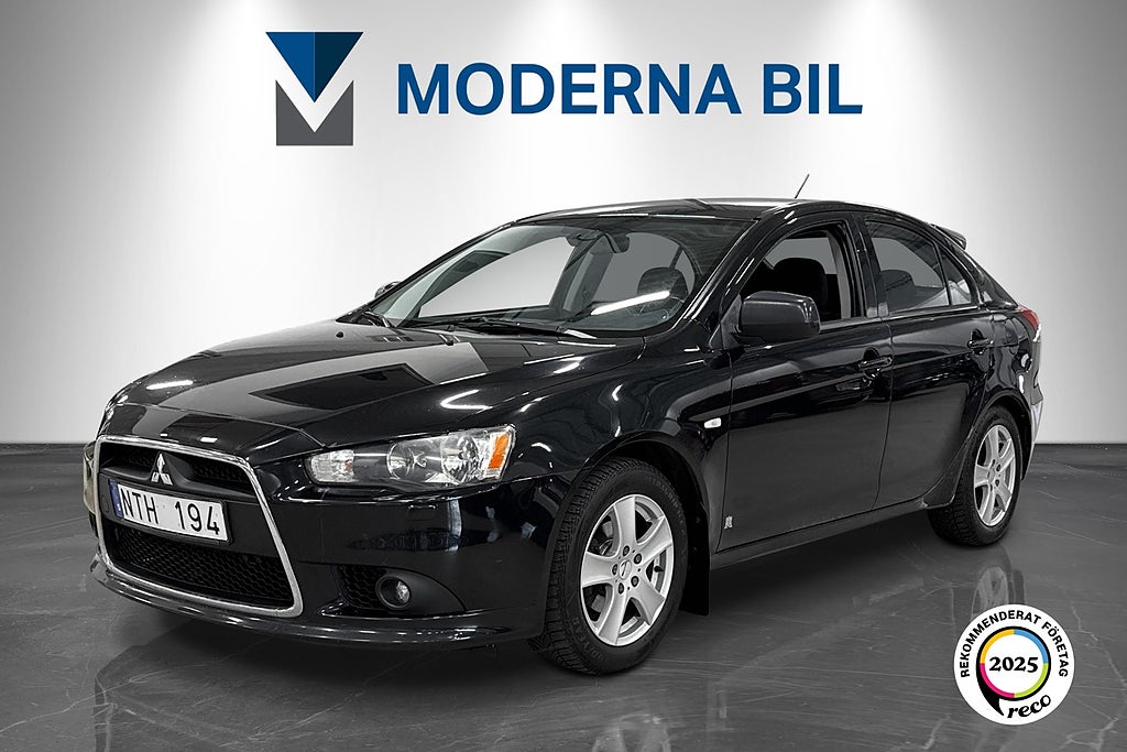 Mitsubishi Lancer Sportback 1.8 MIVEC 140hk Inform Drag M-värm Nybesiktad