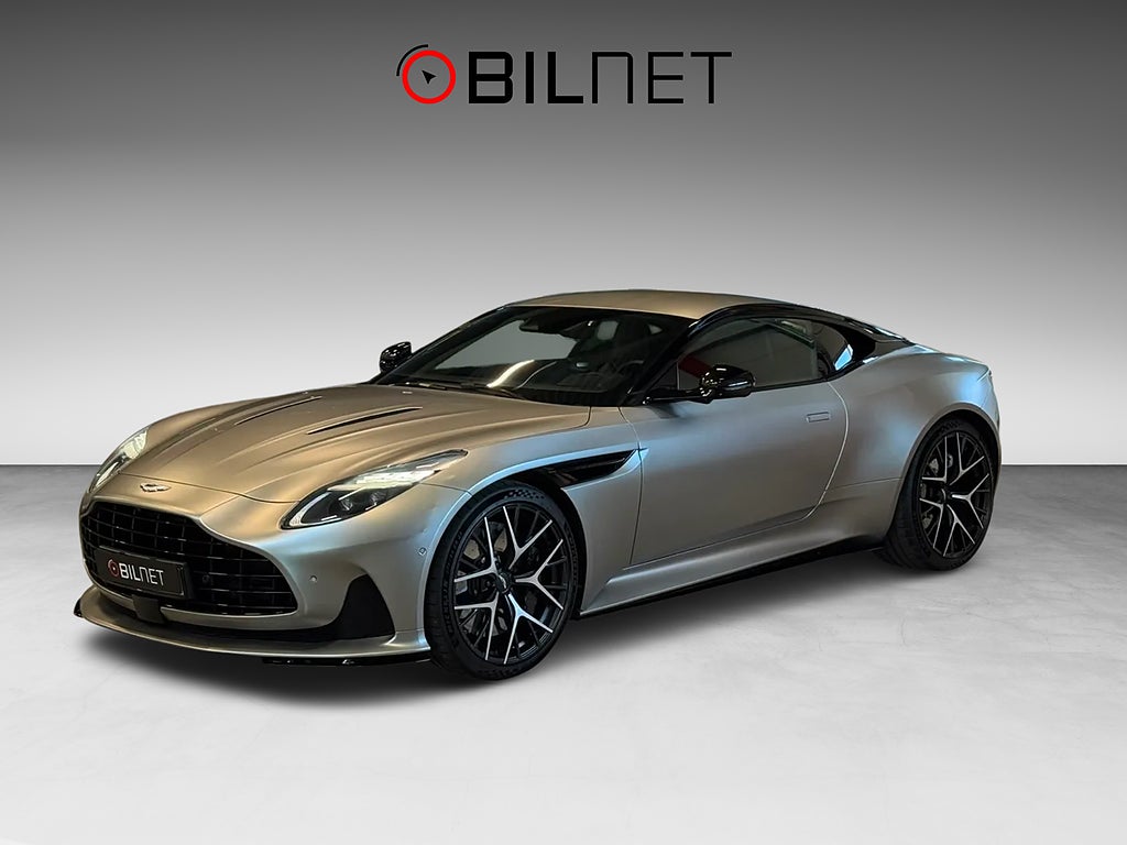 Aston Martin DB12 4.0 V8 / MOMS / 21" / Sportstolar+ / Aluminite Metallic