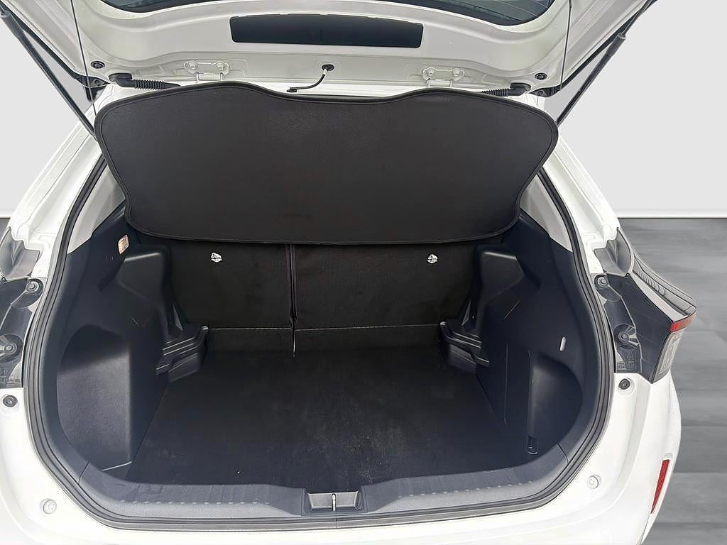 Toyota Yaris Cross 2023 - miniatyr 11