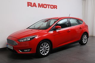 Halvkombi Ford Focus