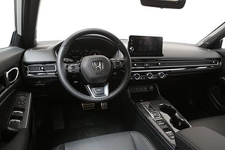 Halvkombi Honda Civic 16 av 27