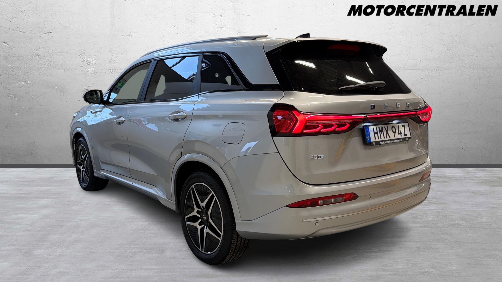 DFSK E5 7-sits, phev 2025, bild 2/10