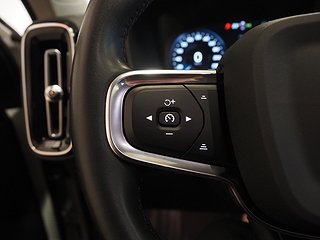 SUV Volvo XC40 20 av 23