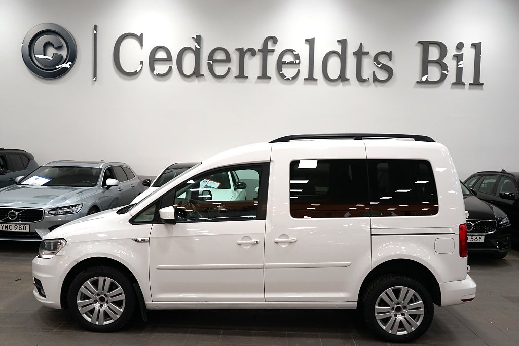 Volkswagen Caddy Combi 2.0 TDI 4Motion 5-sits SoV-hjul Drag D-värm