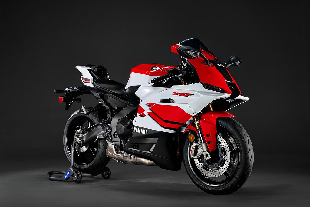 Yamaha R9 70TH Anniversary Beställ 2026 hos Bike Trollhättan