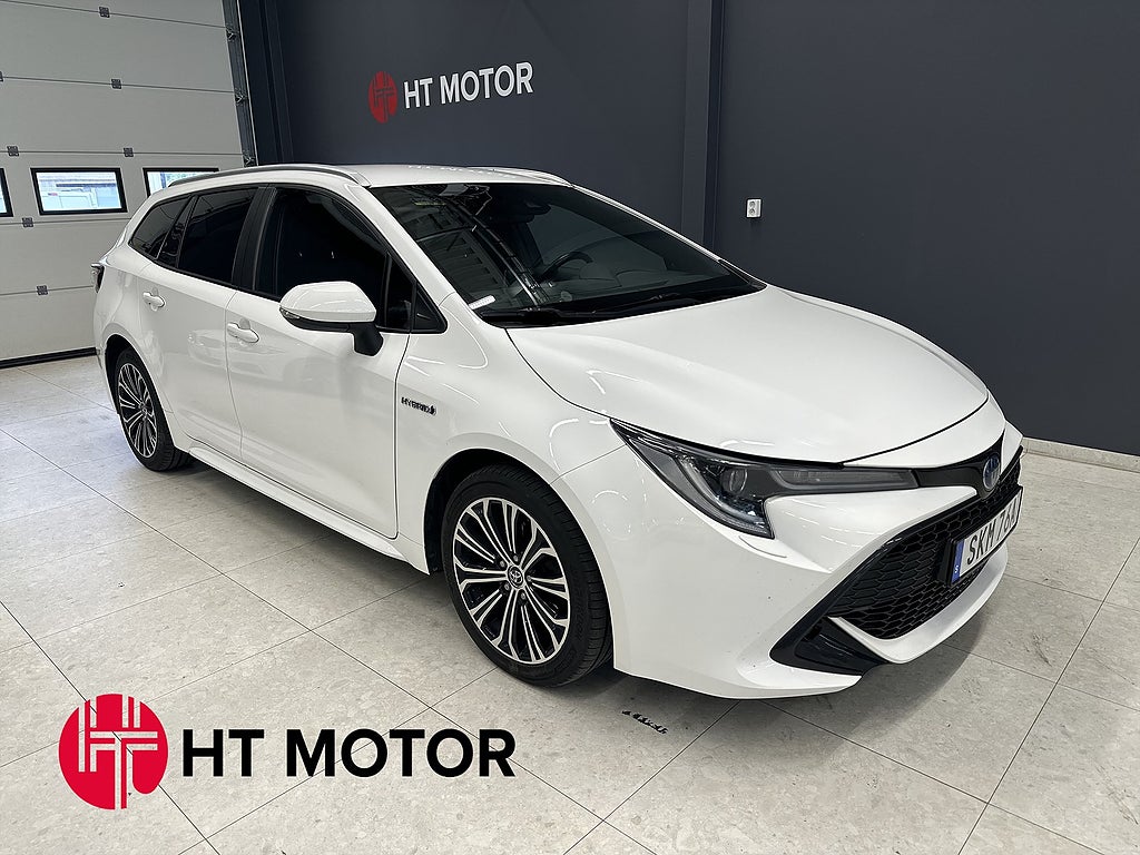 Toyota Corolla Touring Sports Hybrid e-CVT,/B-kamera/Rattvär/NAV/4.99%