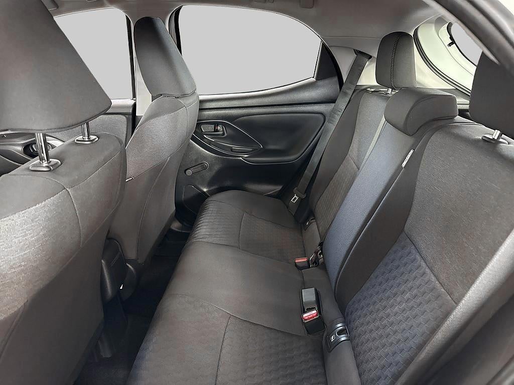 Toyota Yaris 2021 - miniatyr 8