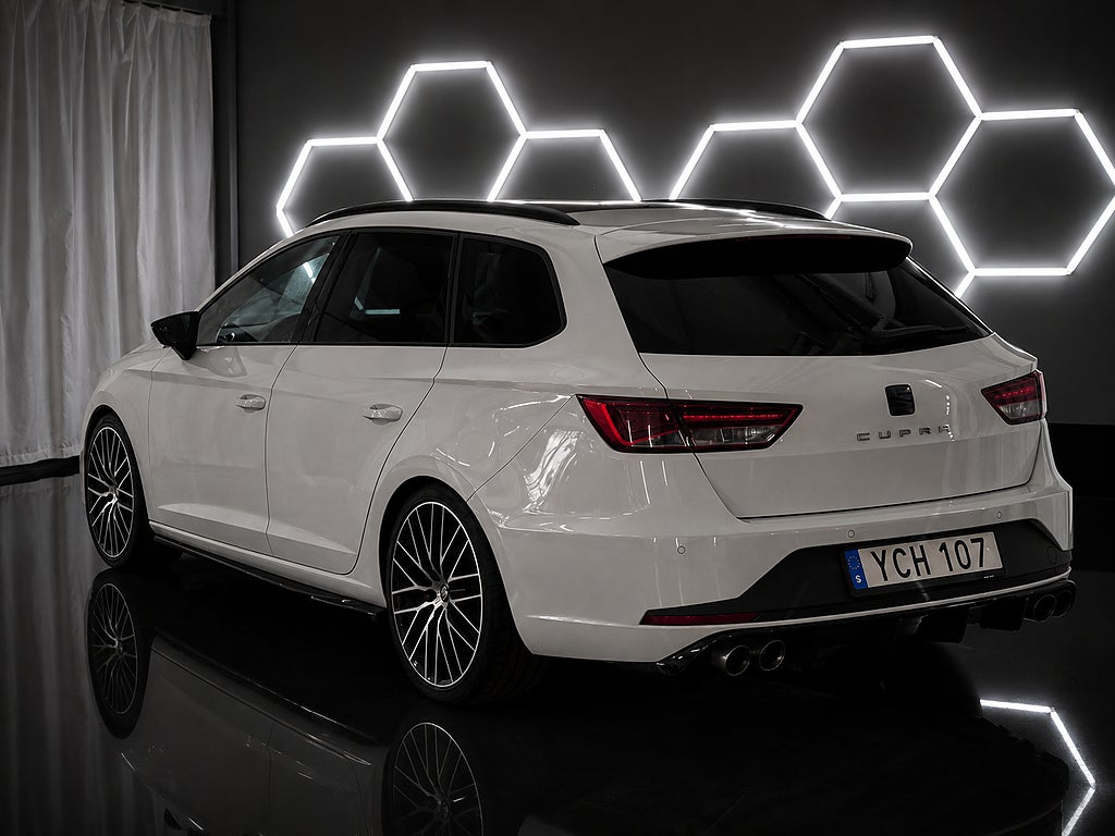 SEAT León Cupra ST 2.0 TSI DSG Sequential, 6-trins, 290ps, 2016