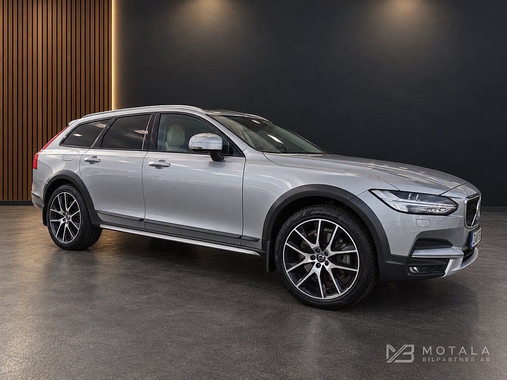 Volvo V90 Cross Country