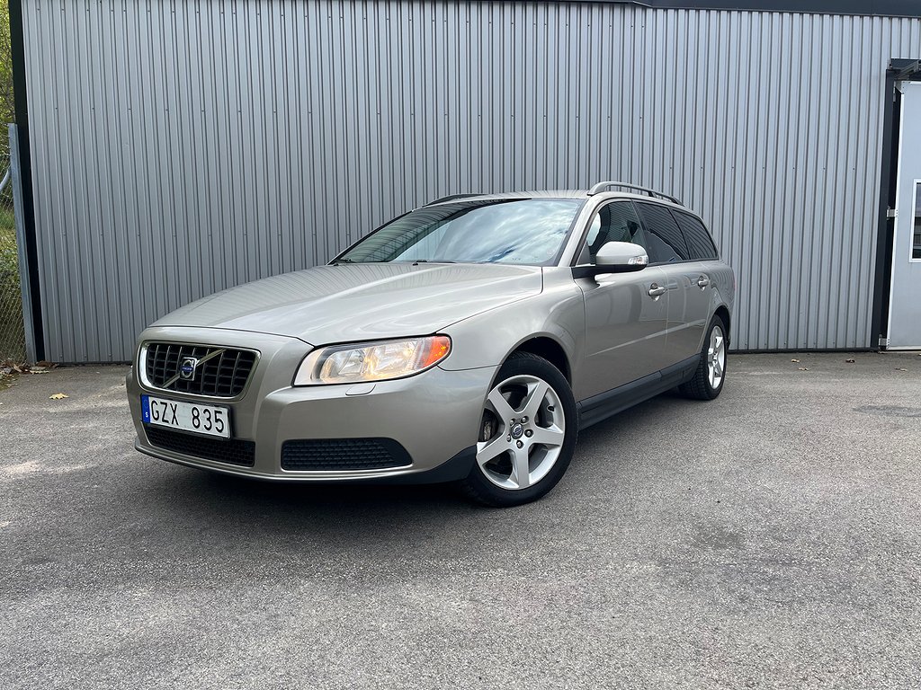 Volvo V70 2.4D Kinetic 163HK /Kamrem bytt/Ny servad/Ny bes