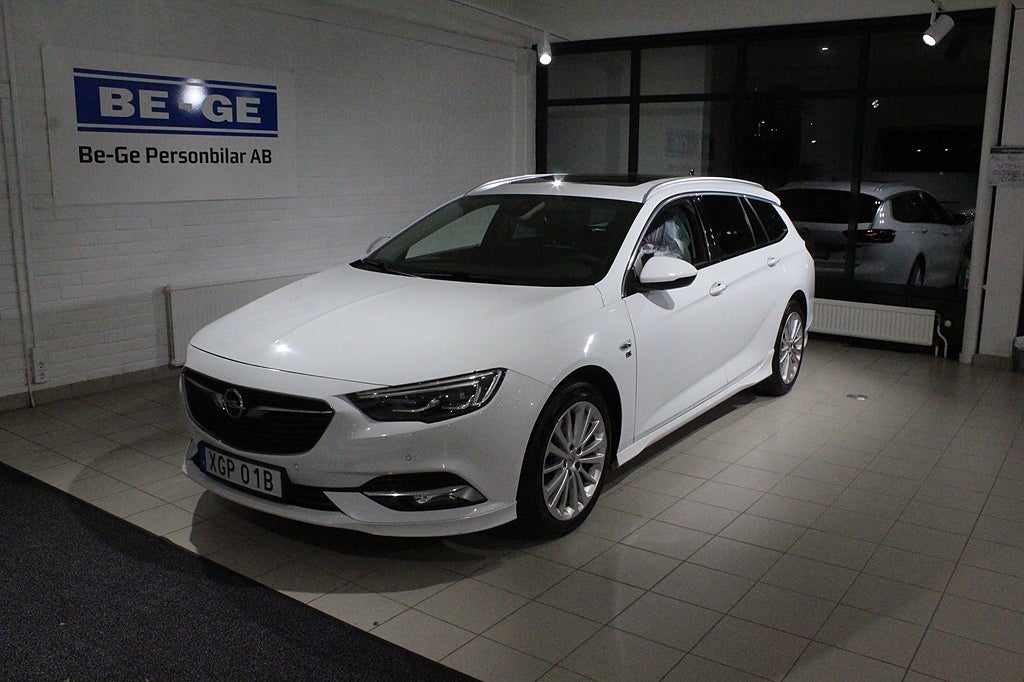 Opel Insignia Sports Tourer OPC 4x4 2.0 209HK Drag Panorama