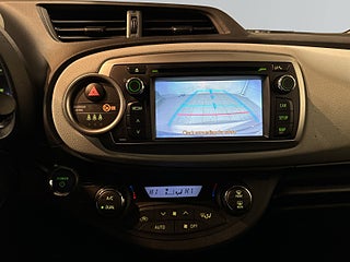 Toyota Yaris Hybrid e-CVT Style Mvärm Kamera Kamkedja SoV