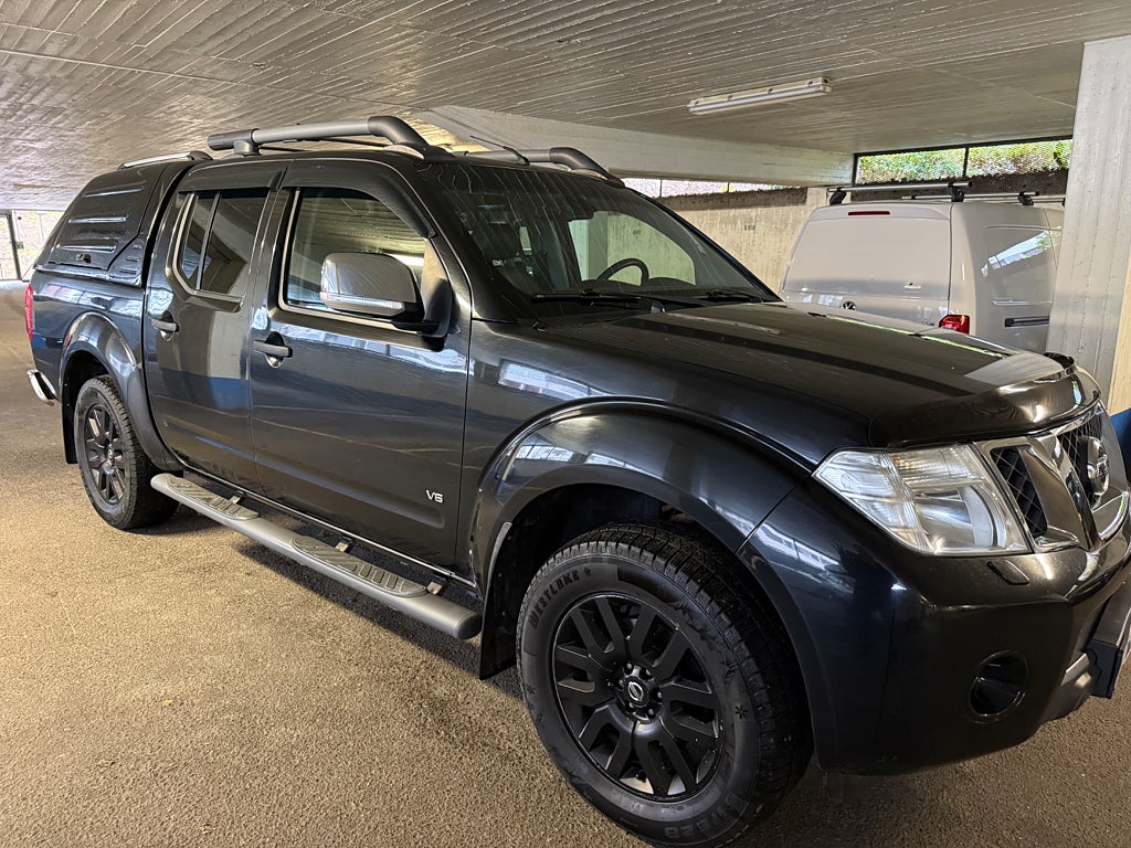 Nissan Navara Dubbelhytt 3.0 dCi V6 4x4 Euro 5