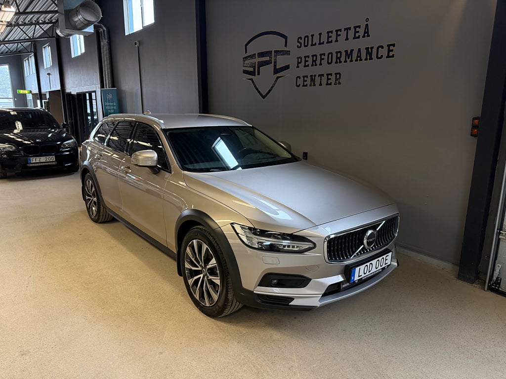 Volvo V90 Cross Country B4 AWD Geartronic Inscription Euro 6
