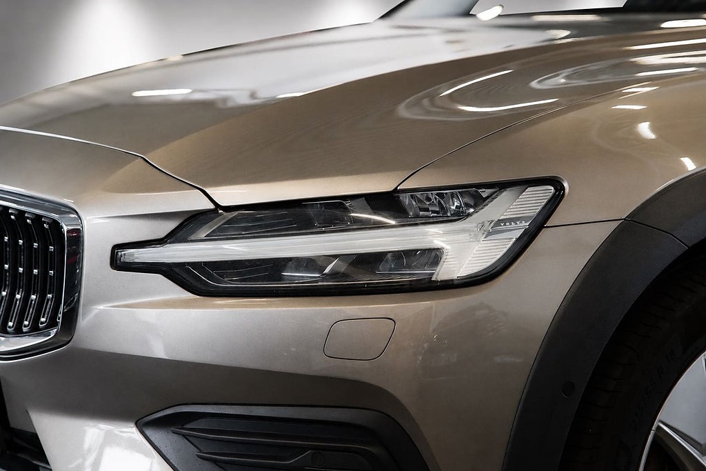 Volvo V60 Cross Country