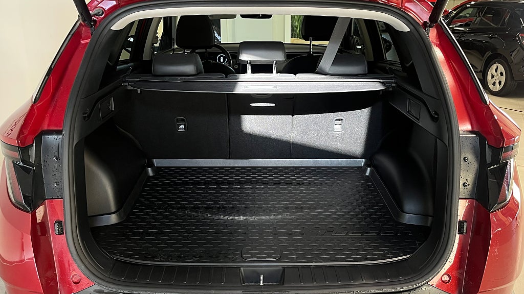 Hyundai Tucson PHEV Advanced | V-hjul, drag, m-värm, 360 kamera, KRELL