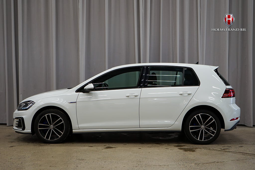 Volkswagen Golf GTE 1.4 TSI Drag Fjärr-värme Cockpit Drag Carplay  
