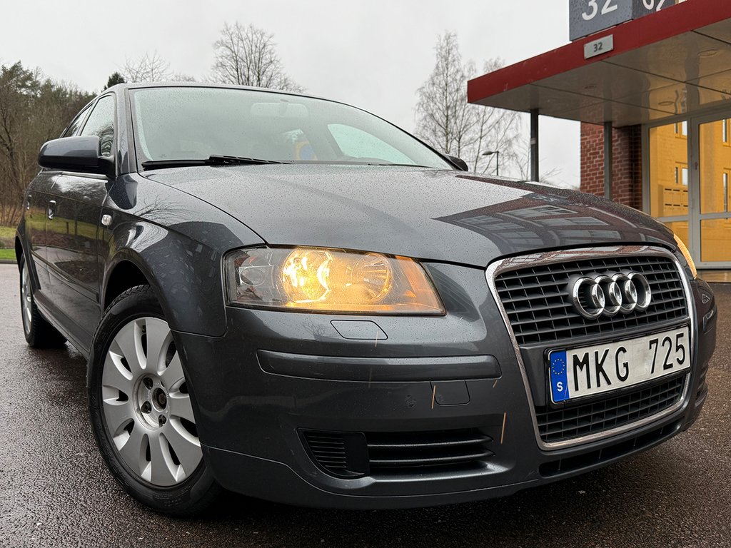 Audi A3 Sportback 1.4 TFSiAttraction11700Mil/Nybesiktigad