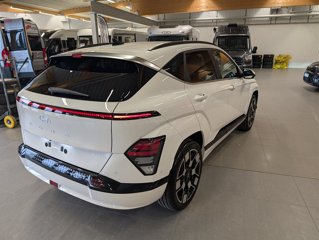 Hyundai Kona Electric 65,4 kWh Advanced 20% rabatt thumbnail