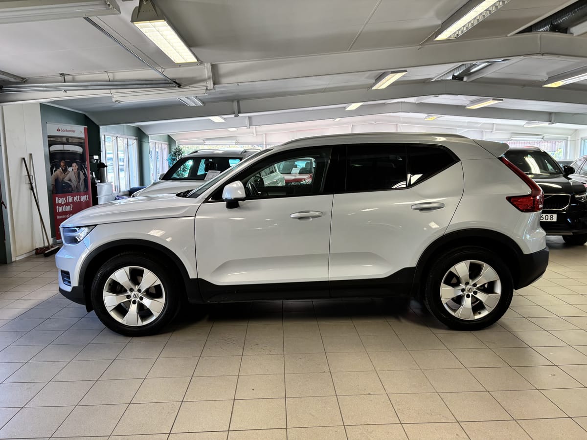Volvo XC40 D3 Geartronic Momentum Euro 6 2020, bild 2/10