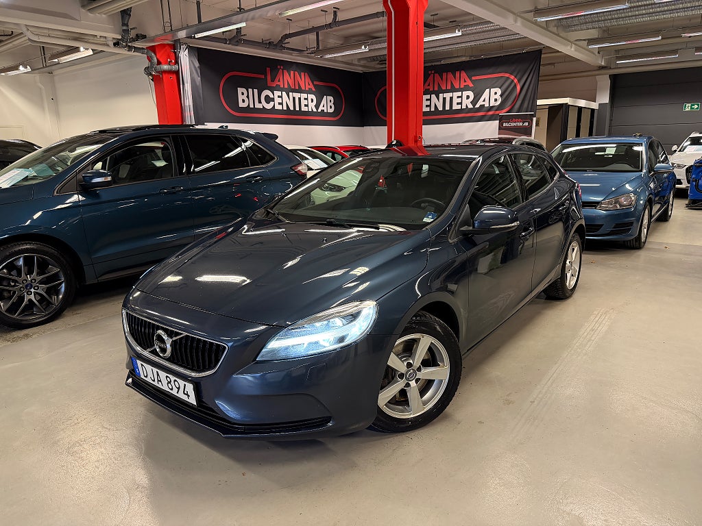 Volvo V40 D2 Aut 2 Ägare PDC Värmare Kamrem bytt Euro 6 SoV