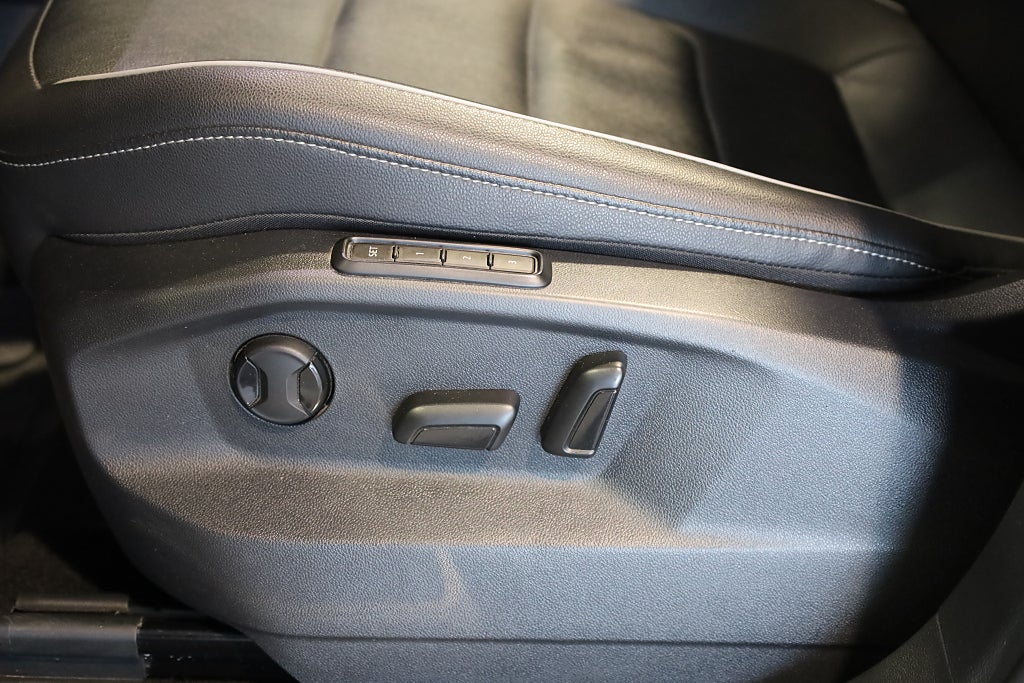 Volkswagen Tiguan 2.0 TSI 4M AUT R-Line Pano Cockpit Dynaudio Värmare Dra 2019