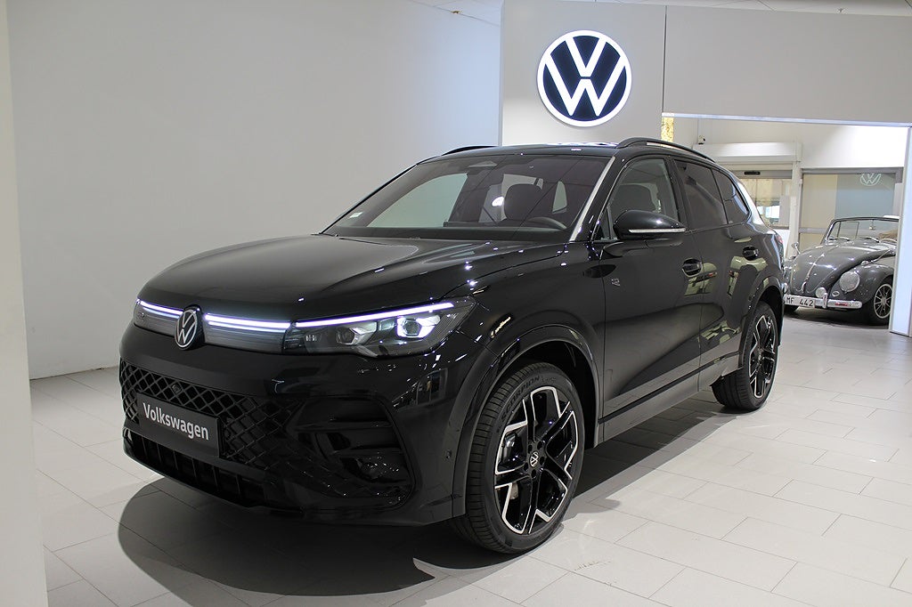 Volkswagen Tiguan R-LINE TDI 193 HK DSG7 4M