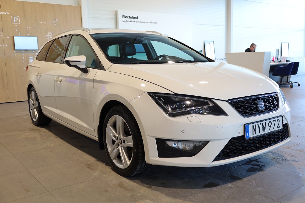 Seat Leon ST 1.4 TSI FR Pano Drag Kamera PDC Blåtand
