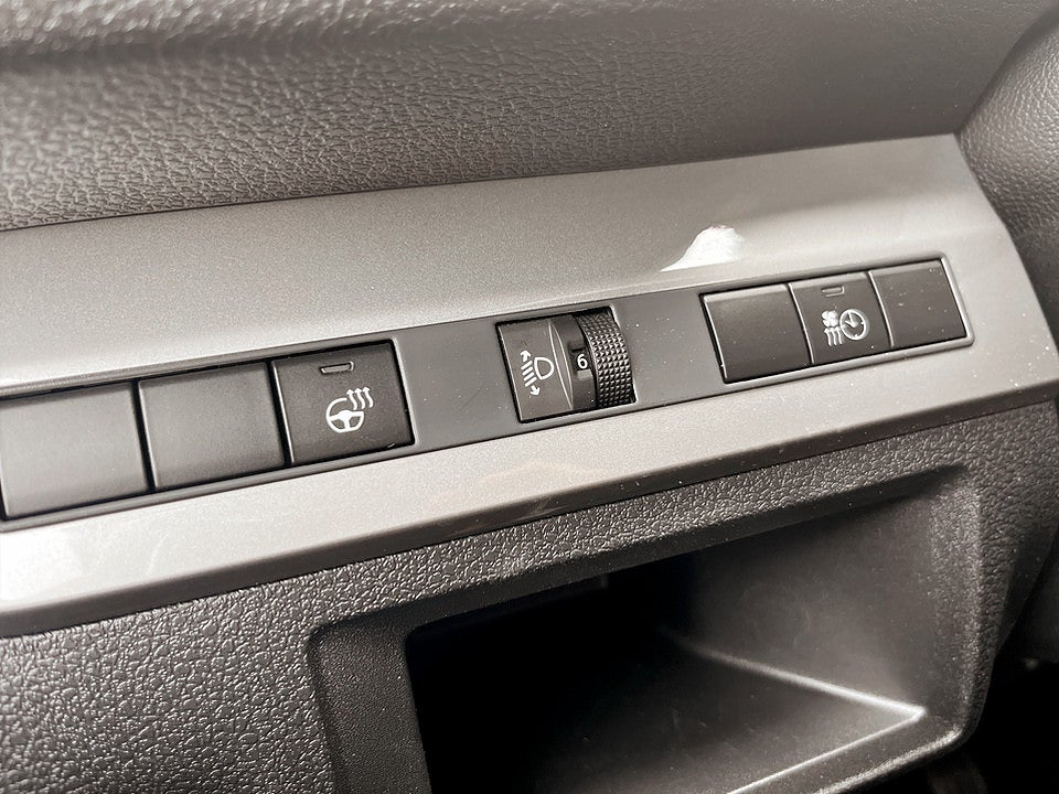 Bild på Citroën SpaceTourer PLUS 2.2 BHDi 180hk Aut 9-SITS - WEBASTO