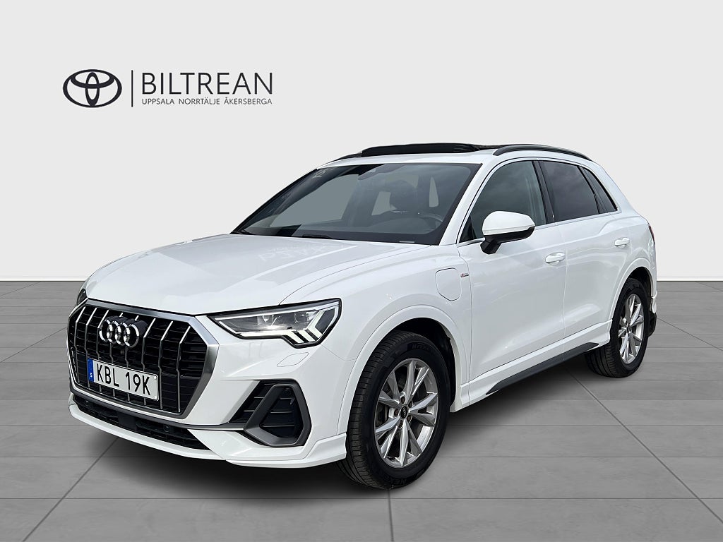 Audi Q3 45 TFSI e S Tronic S-line Pano Vinterhjul ingår