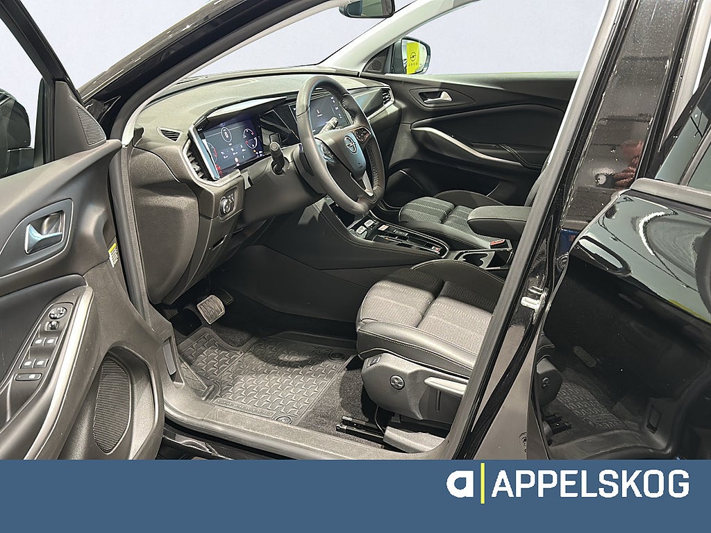 Opel Grandland GS P130 Automat |RÄNTA 3,99%|V-HJUL INGÅR| thumbnail