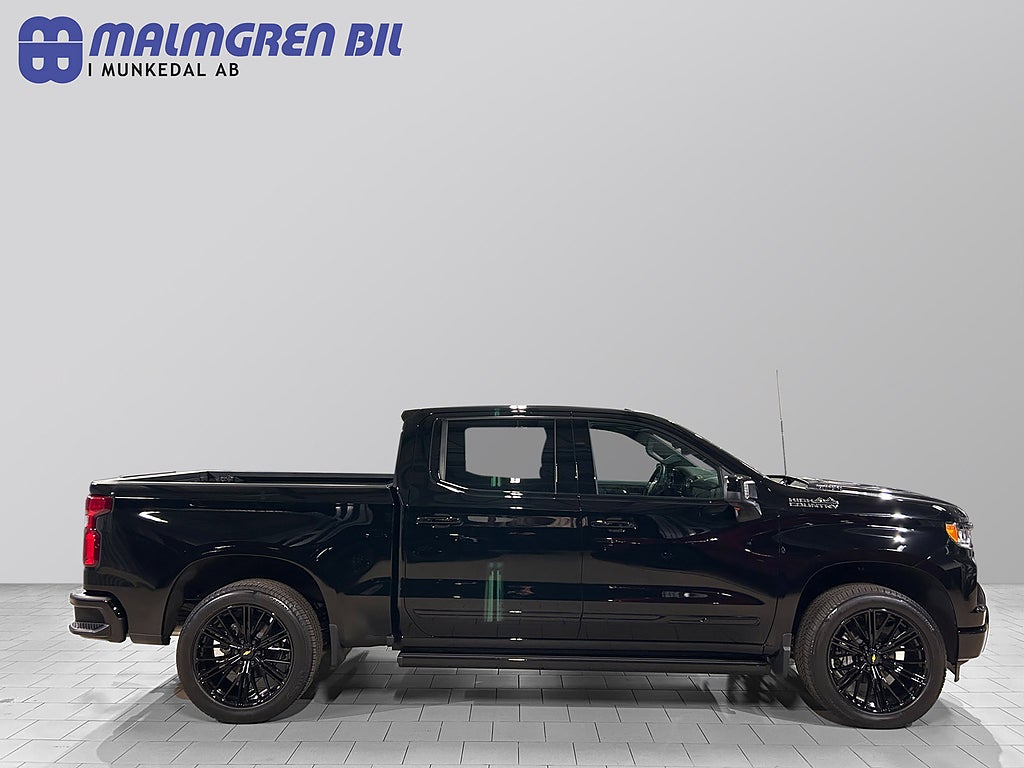 Chevrolet Silverado 2025 - miniatyr 2