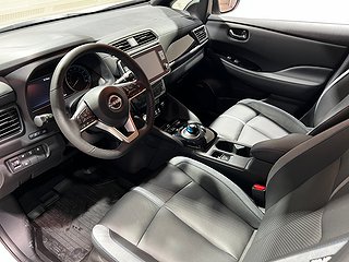 Halvkombi Nissan Leaf 9 av 27