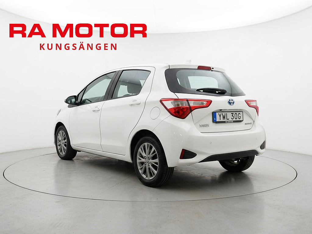 Toyota Yaris 1.5 Hybrid 101hk Active | Kamera | P-sens | M-Värm | 2019