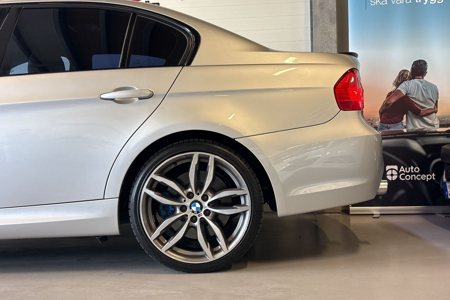 BMW 335 2010, bild 6/54