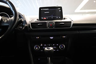 Halvkombi Mazda 3 13 av 21