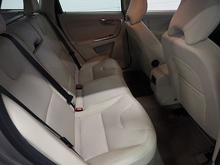 SUV Volvo XC60 9 av 19