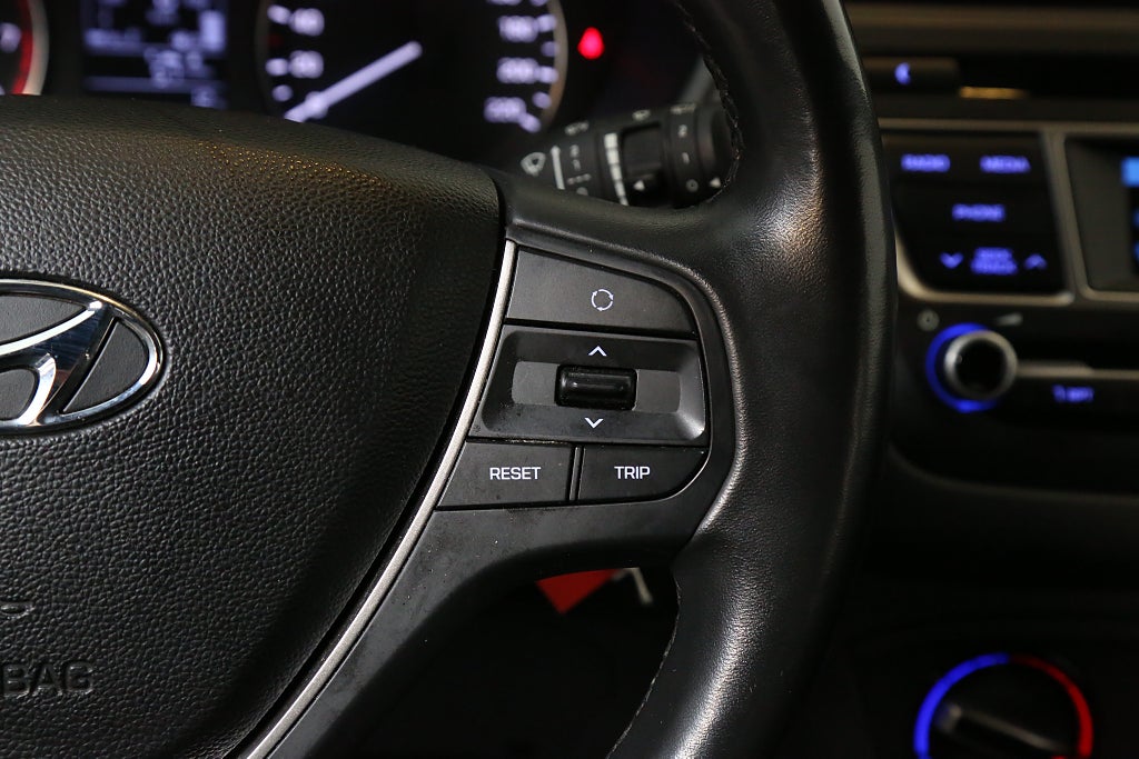 Hyundai i20 1,2 Move! 5D Bluetooth Dragkrok 2018